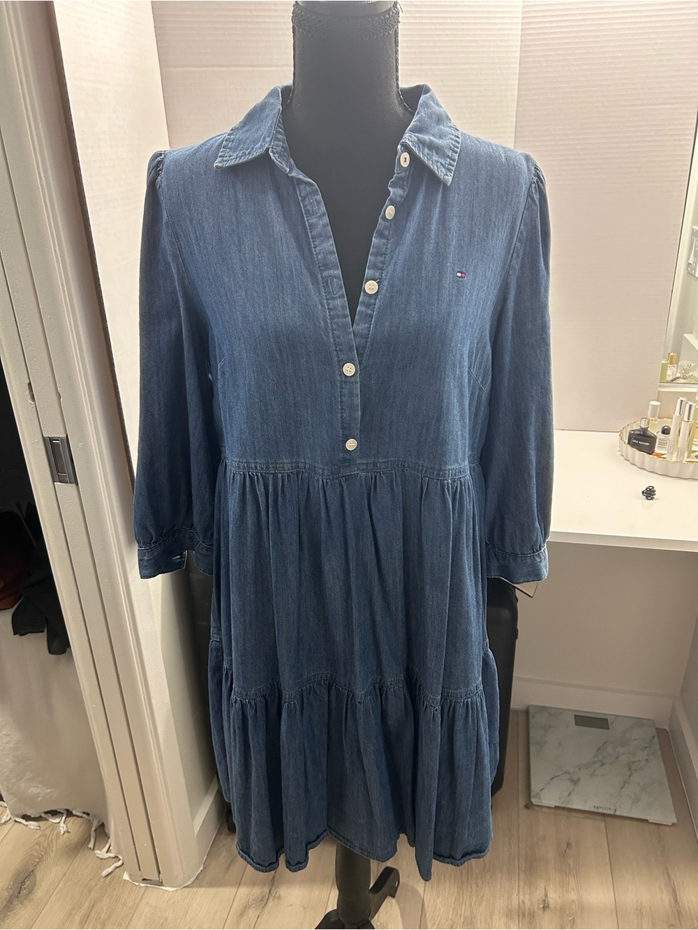 Tommy Hilfiger Indigo Denim Tiered Shirt Dress size 6